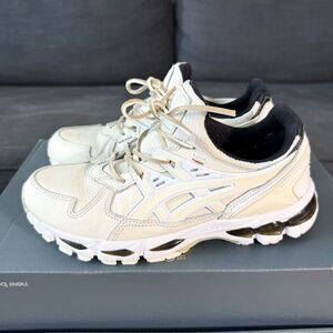ASICS Gel Kayano 21 Monozukuri White Leather Athletic Trainer Women's Size 7.5